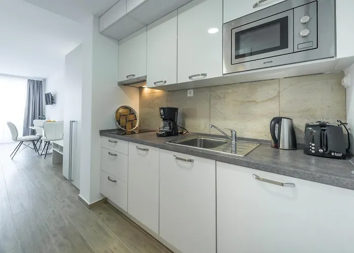 Manhattan * Dubrovnik